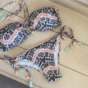 🪞 VS shell side tie bikini 2 piece set Victoria’s Secret
